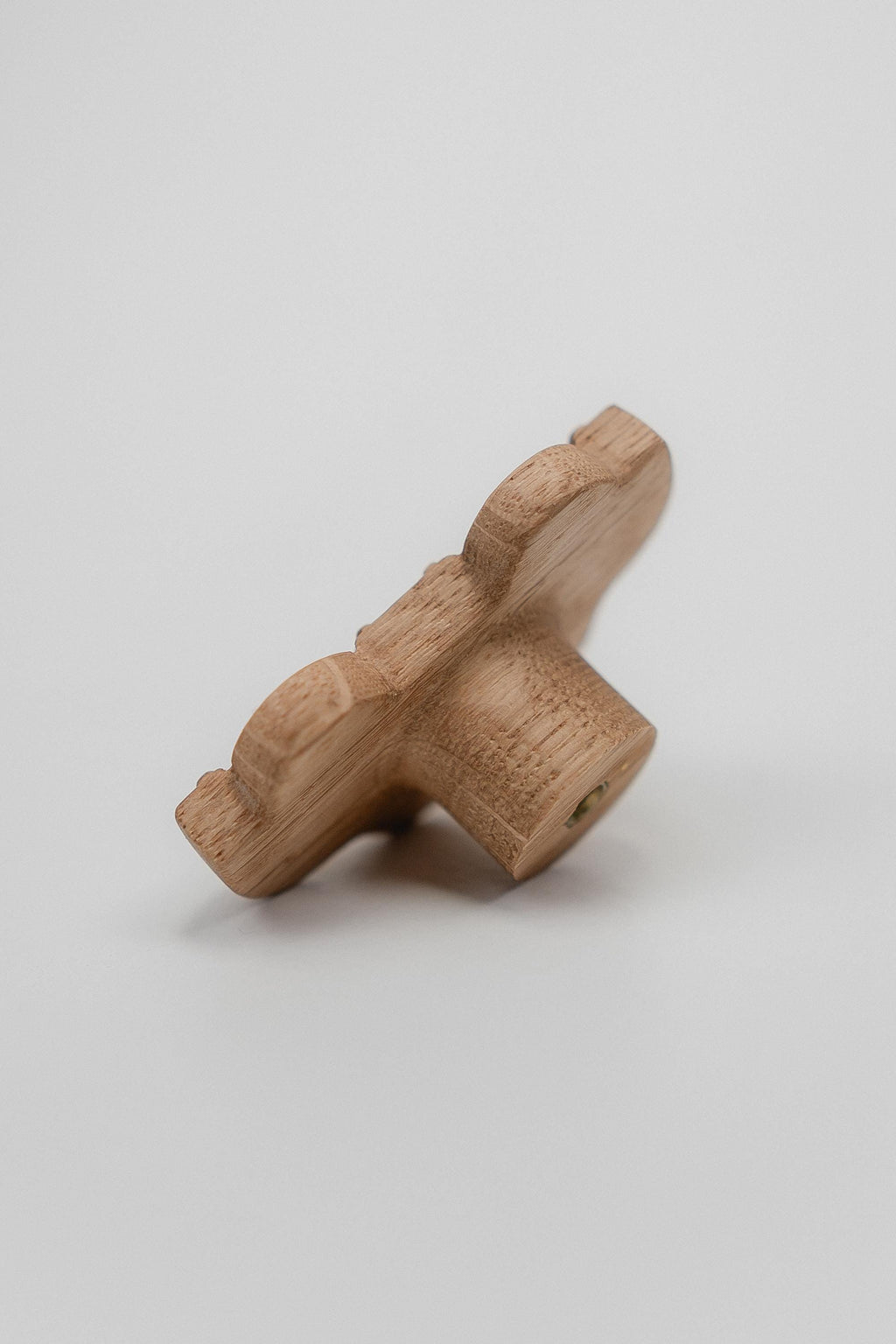 Solid Oak Car Drawer Knob, Natural Wooden Cabinet Handle for Kids' Room Furniture