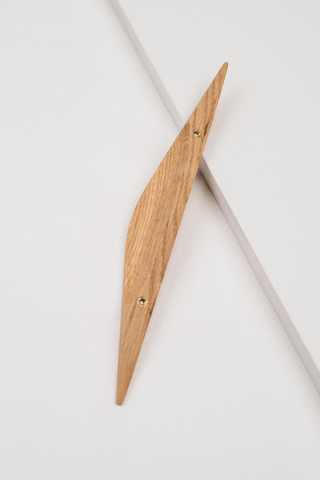 Solid Oak Shard Cabinet Handle, Modern Wooden Drawer Pull, Minimalist Kitchen and Wardrobe Handle