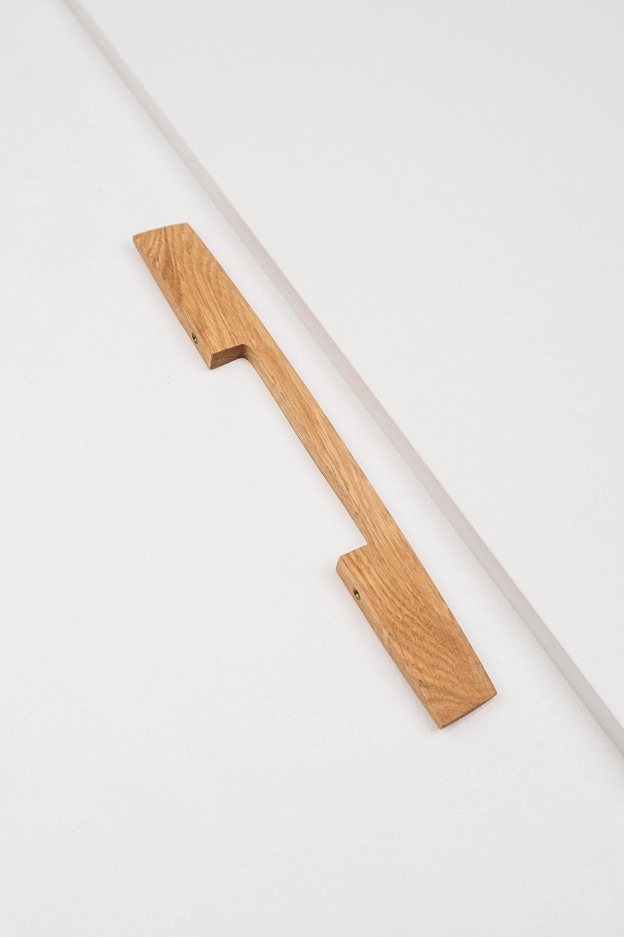 Ridge Solid Oak Cabinet Handle, Geometric Wooden Handle for Kitchen Cabinets and Furniture