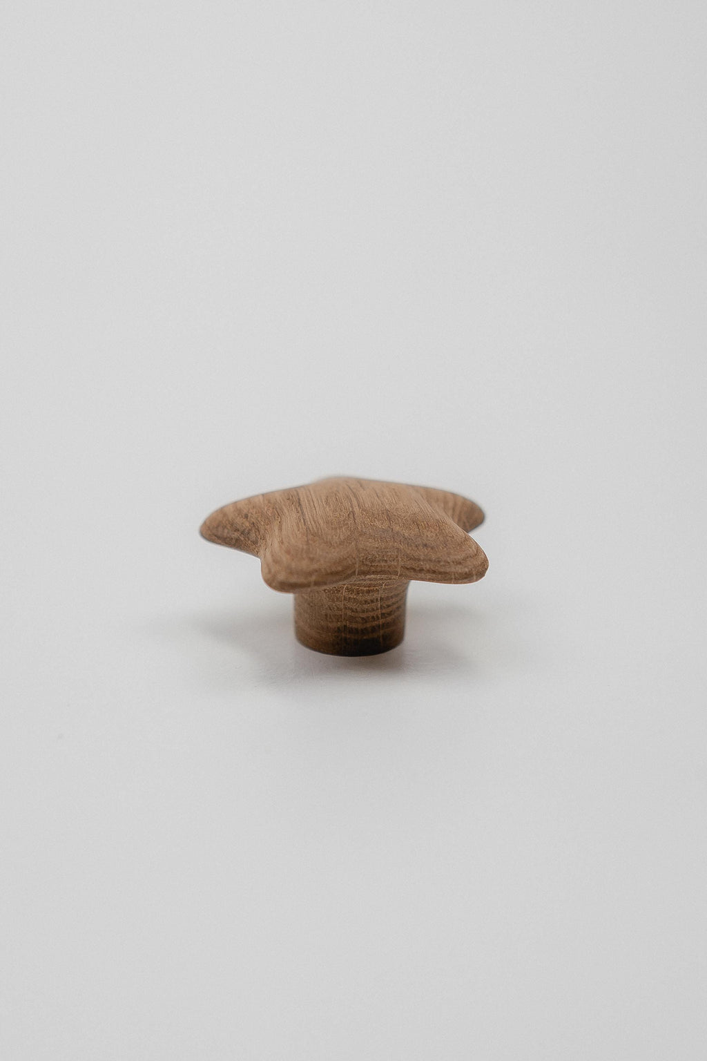 Star-Shaped Cabinet Knob, Solid Oak Drawer Knob, Wooden Knob for Kids' Furniture