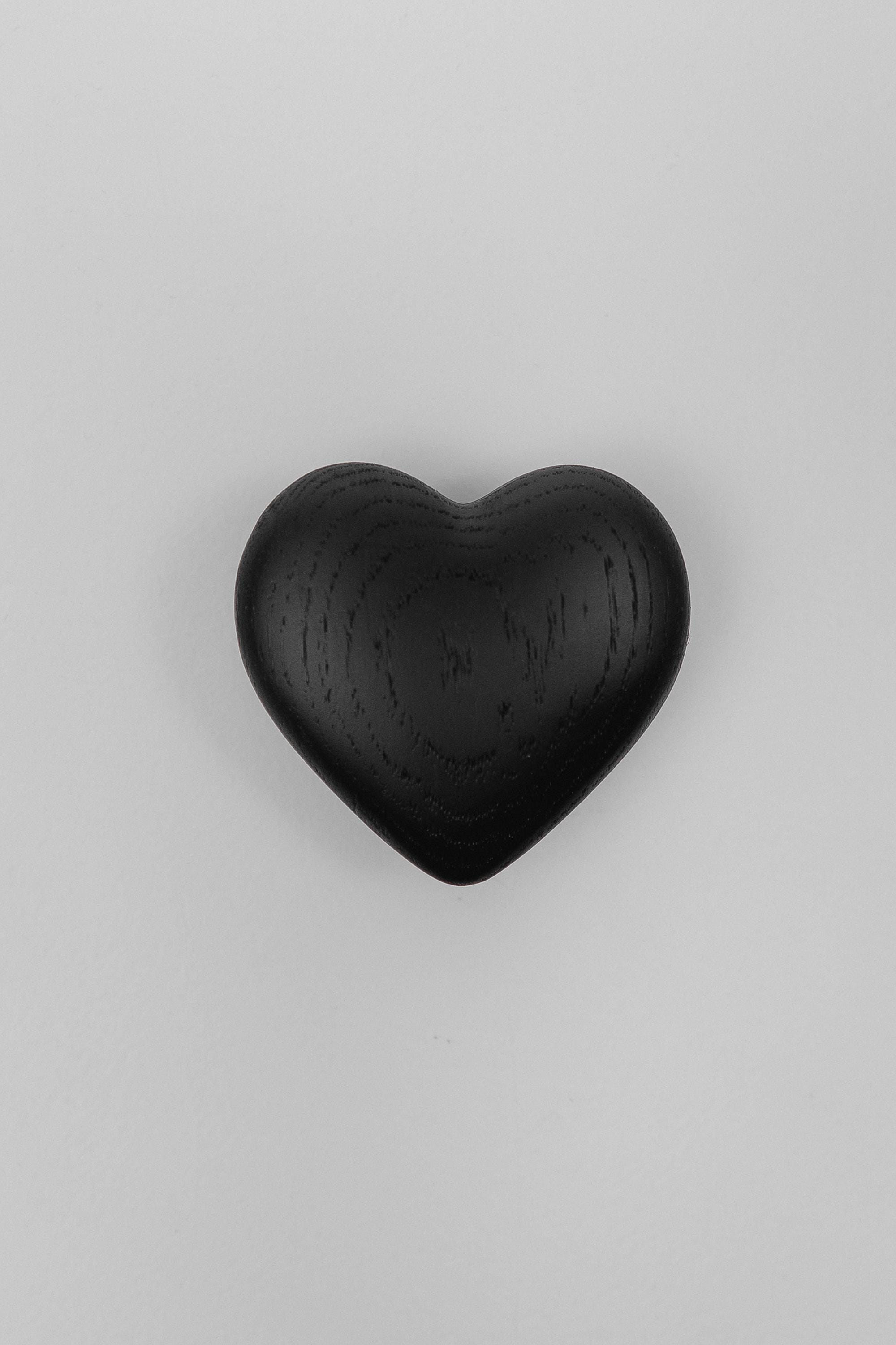 Solid Oak Heart-Shaped Drawer Knob, Handmade Wooden Cabinet Knob for Kids' Room Furniture
