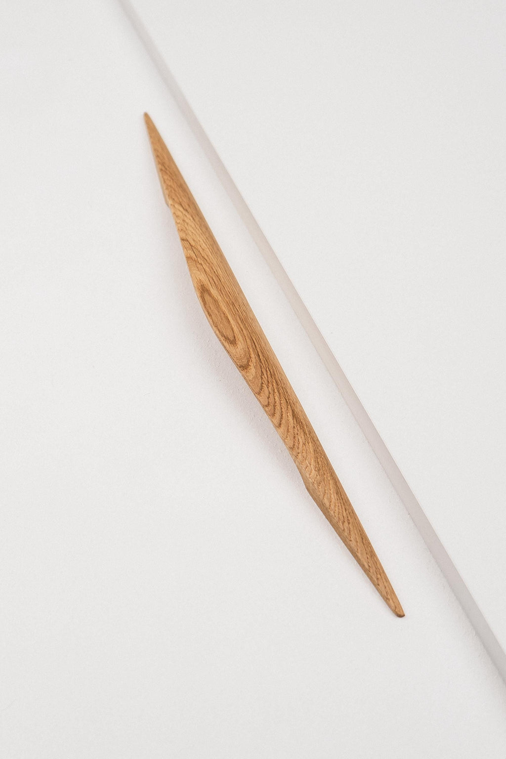 Solid Oak Shard Cabinet Handle, Modern Wooden Drawer Pull, Minimalist Kitchen and Wardrobe Handle