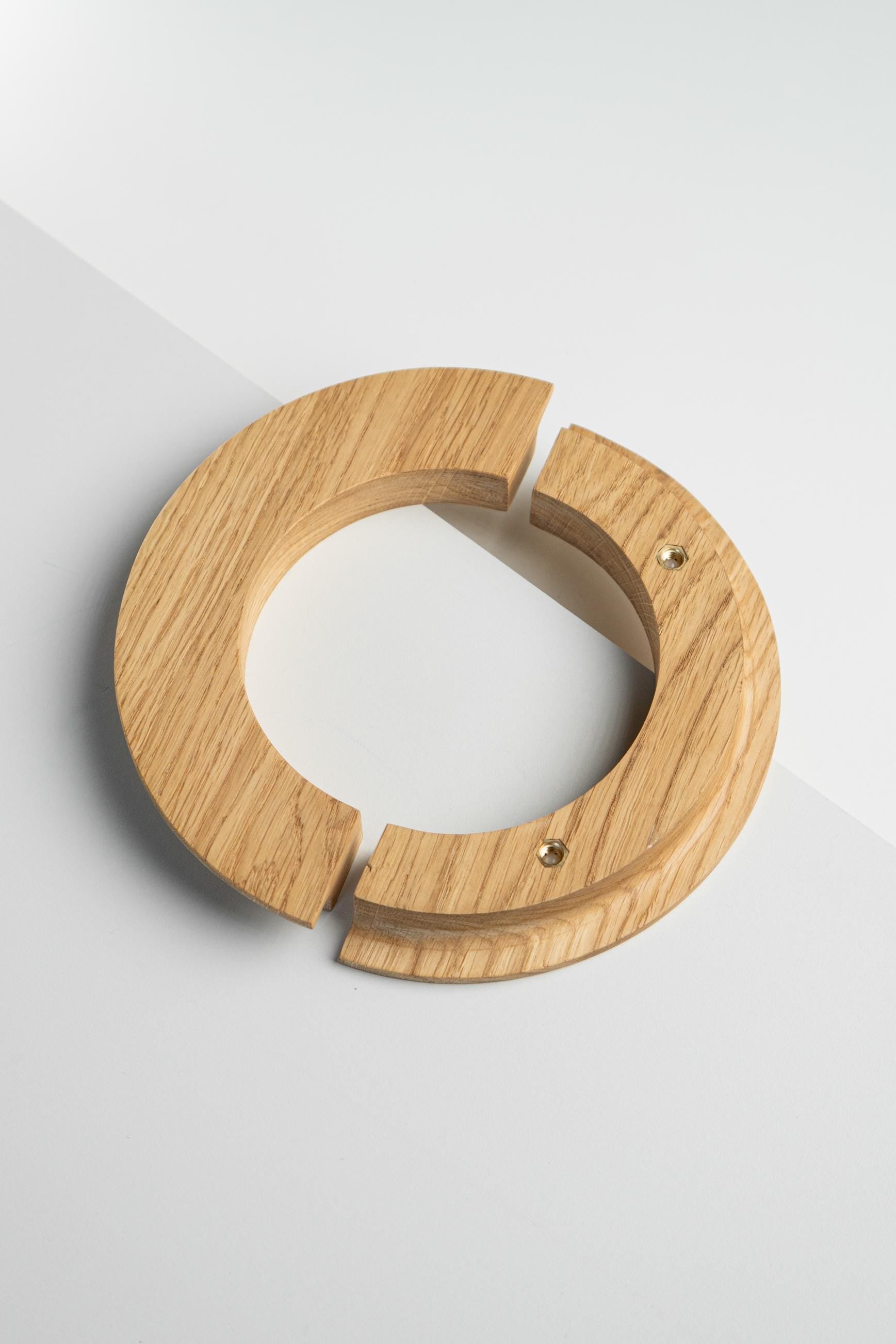 Solid Oak Round Cabinet Handles, Minimalist Wooden Drawer Pulls, Modern Knobs for Kitchen Cabinets and Furniture
