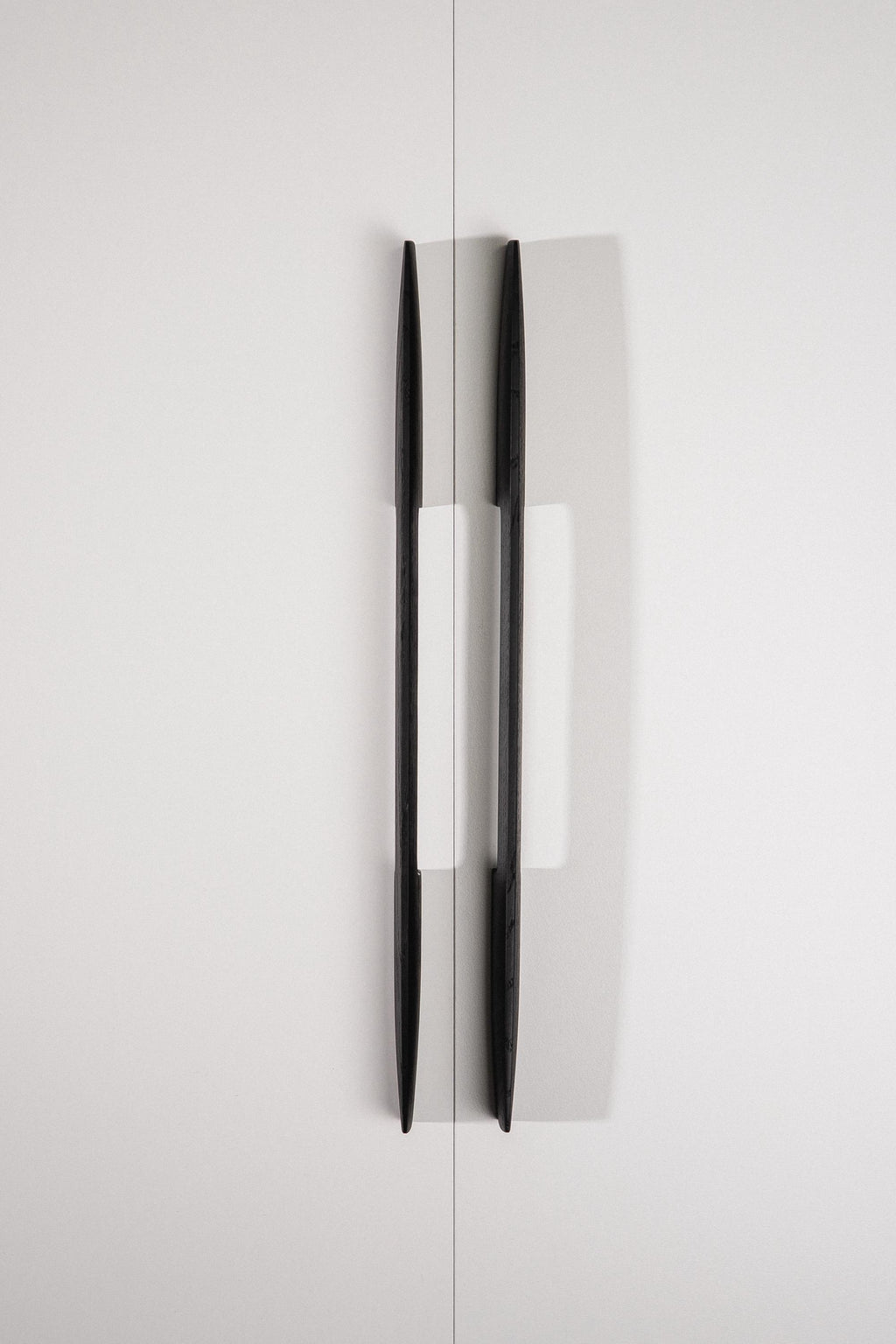 Ridge Black Oak Cabinet Handle, Geometric Wooden Handle for Kitchen Cabinets and Furniture