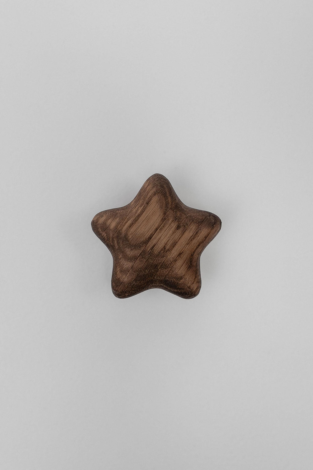 Star-Shaped Cabinet Knob, Solid Oak Drawer Knob, Wooden Knob for Kids' Furniture