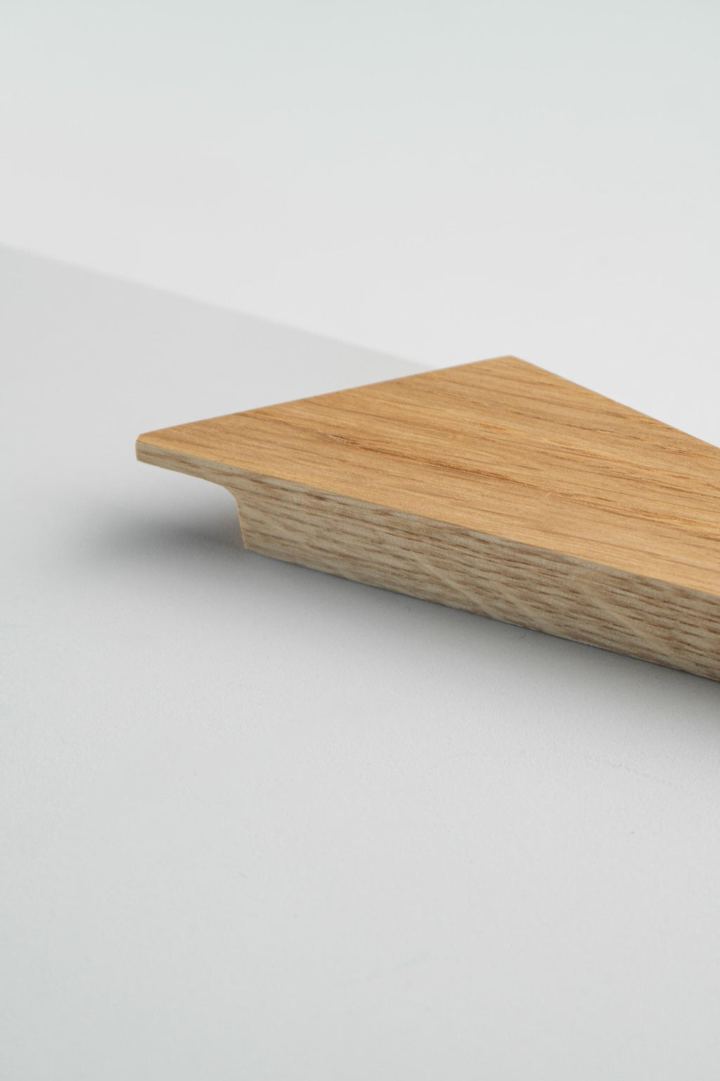 Solid Oak Triangle Cabinet Handles, Geometric Drawer Pulls, Minimalist Wooden Hardware for Kitchen Cabinets