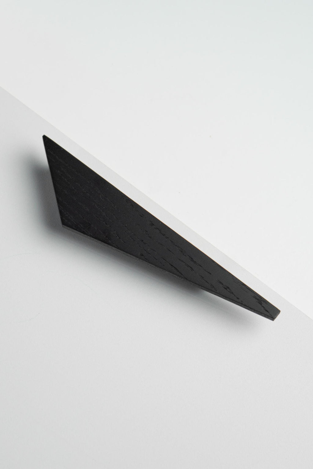 Solid Oak Triangle Cabinet Handles, Geometric Drawer Pulls, Minimalist Wooden Hardware for Kitchen Cabinets
