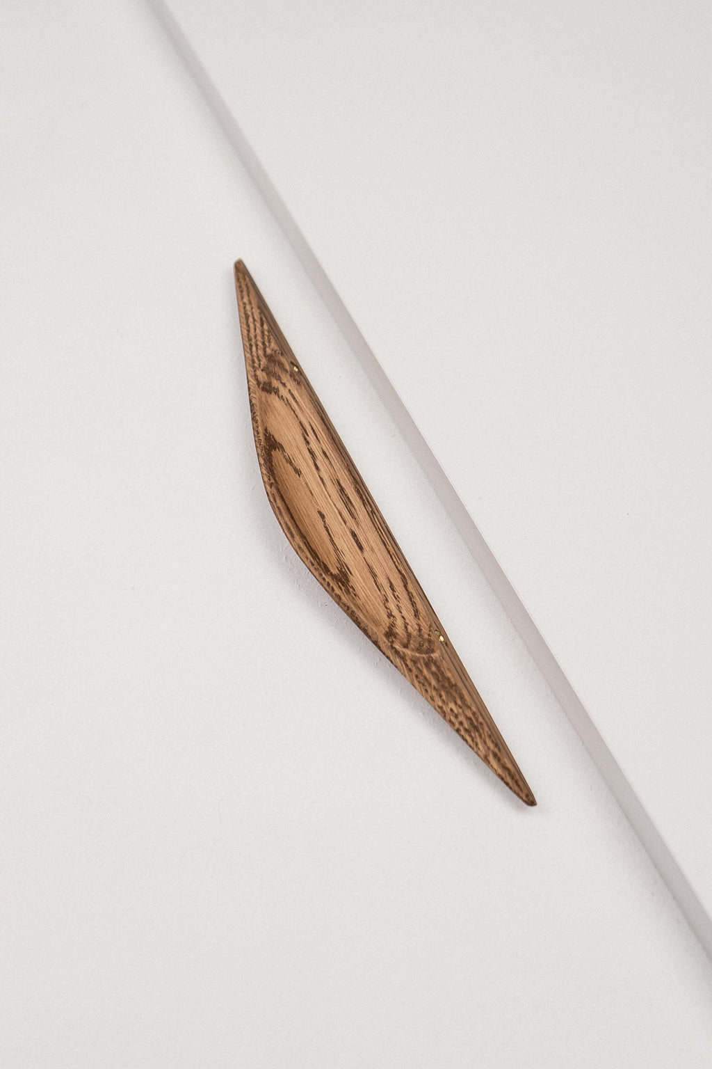 Shard Solid Oak Cabinet Handle, Wooden Kitchen & Cabinet Pull, Walnut Finish