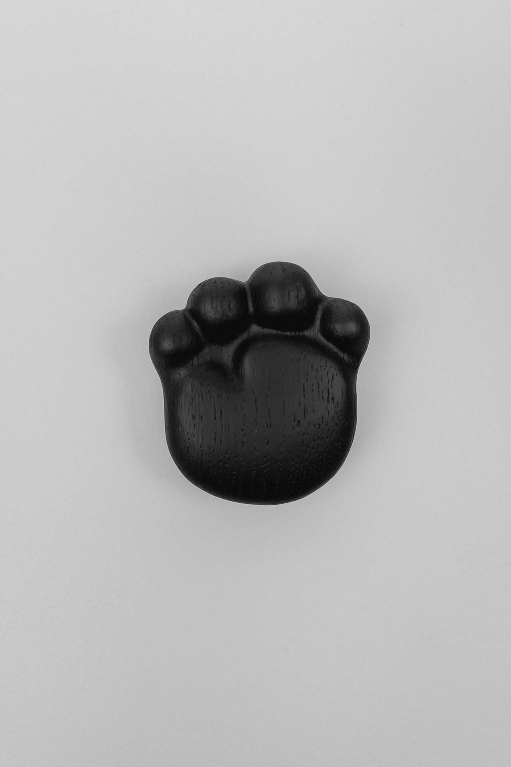 Wooden Oak Paw Handle, Children's Furniture Knob, Cabinet and Dresser Handle