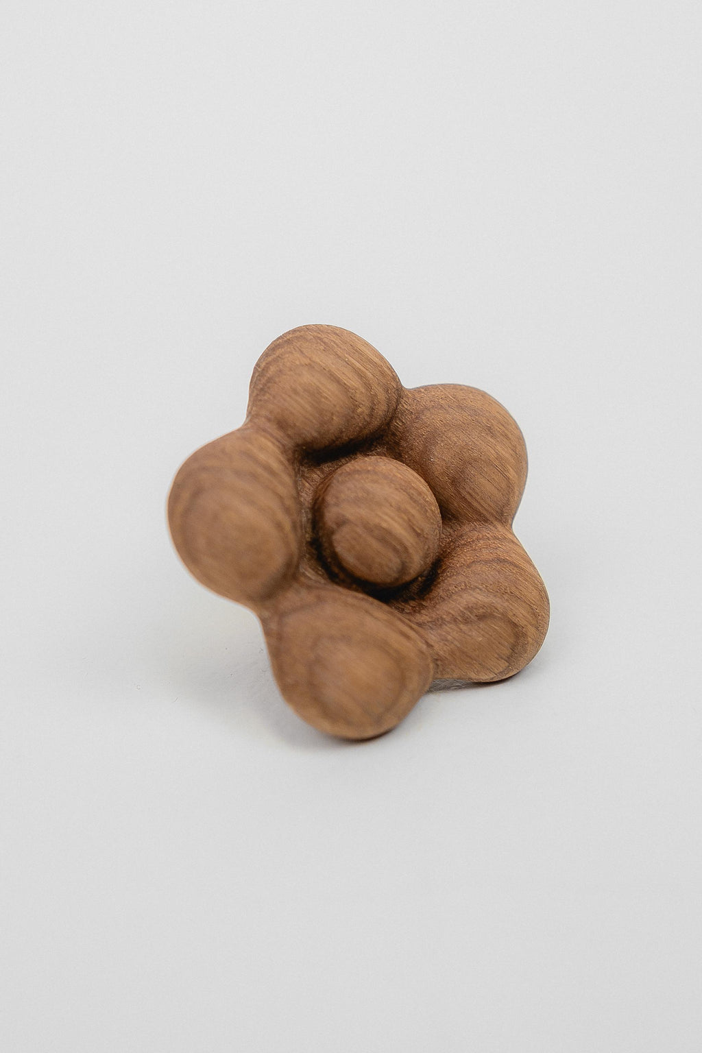 Solid Oak Flower Drawer Knob, Wooden Knob for Kids' Dresser, Decorative Nursery Cabinet Knob